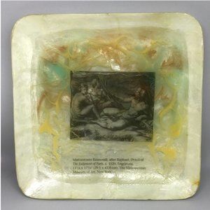 Oceanic Opulence: Marcantonio Raimondi Capiz Shell Vanity Tray - Resin A…